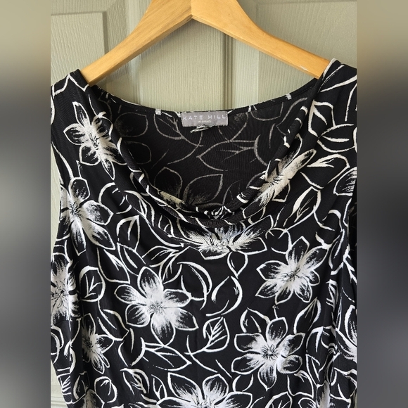 Kate Hill Floral Blouse 1X Women Sleeveless Waterfall Black White Coastal Strect - Picture 4 of 10